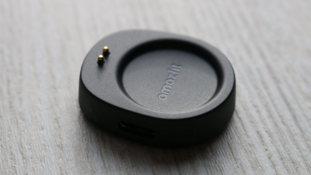 Amazfit T-Rex 3 Pro opladen